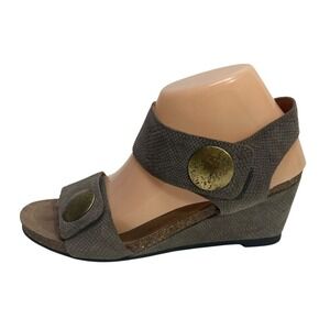 Taos Carousel 2 Suede Leather Wedge Strap Sandal EU 38 US 8-8.5 Shoes Women‎